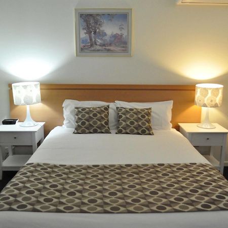 Albury Burvale Motor Inn Zewnętrze zdjęcie