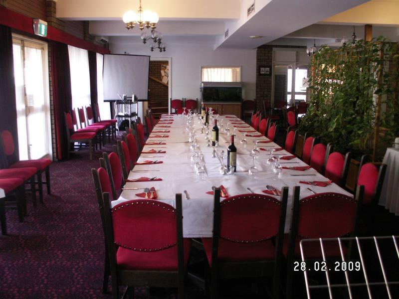 Albury Burvale Motor Inn Zewnętrze zdjęcie