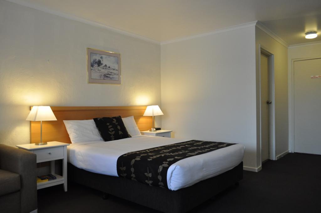 Albury Burvale Motor Inn Zewnętrze zdjęcie