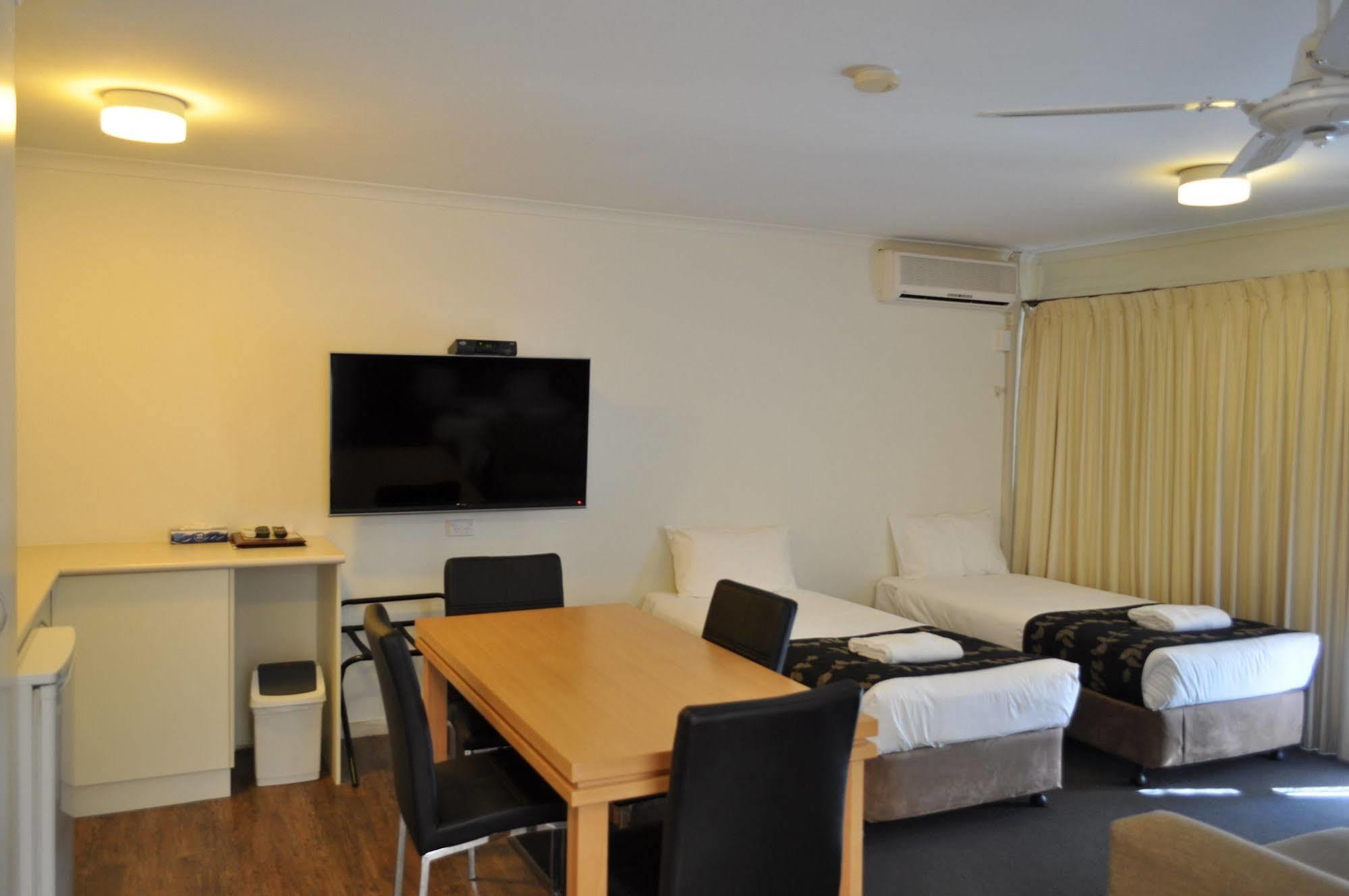 Albury Burvale Motor Inn Zewnętrze zdjęcie