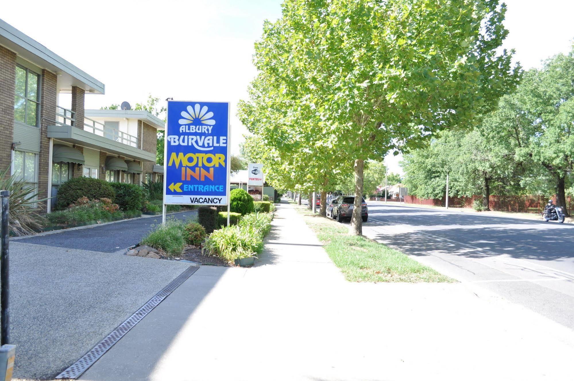 Albury Burvale Motor Inn Zewnętrze zdjęcie